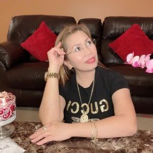 Meet your Posher, Ma eliza